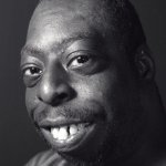 1666338123_45-mykaleidoscope-ru-p-ulibka-negra-instagram-50.jpg